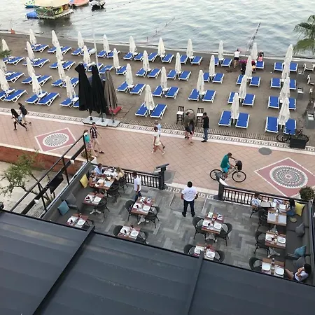 La Beirut Ξενοδοχείο 3*